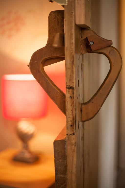Hollybush Inn Greenhaugh Chambre photo